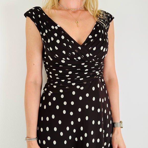 Adrianna Papell brown polka dot ruched v-neck fit and flare midi dress - Picture 7 of 13